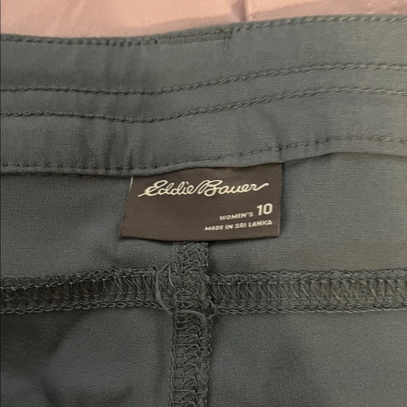 Women's Eddie Bauer short $12 each or discount for multiple purchase - Picture 15 of 16